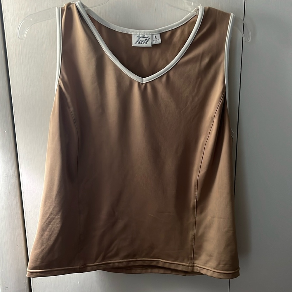 Tail Sleeveless Tank